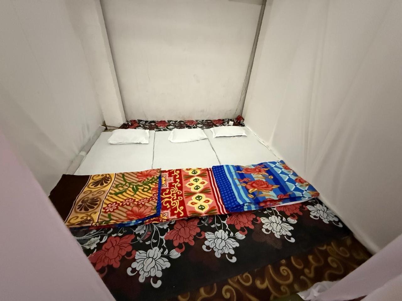Arail Tent City Kumbh Cottage Mahakumbh -Near Arail Ghat And Naini Station Αλλαχαμπάντ Εξωτερικό φωτογραφία