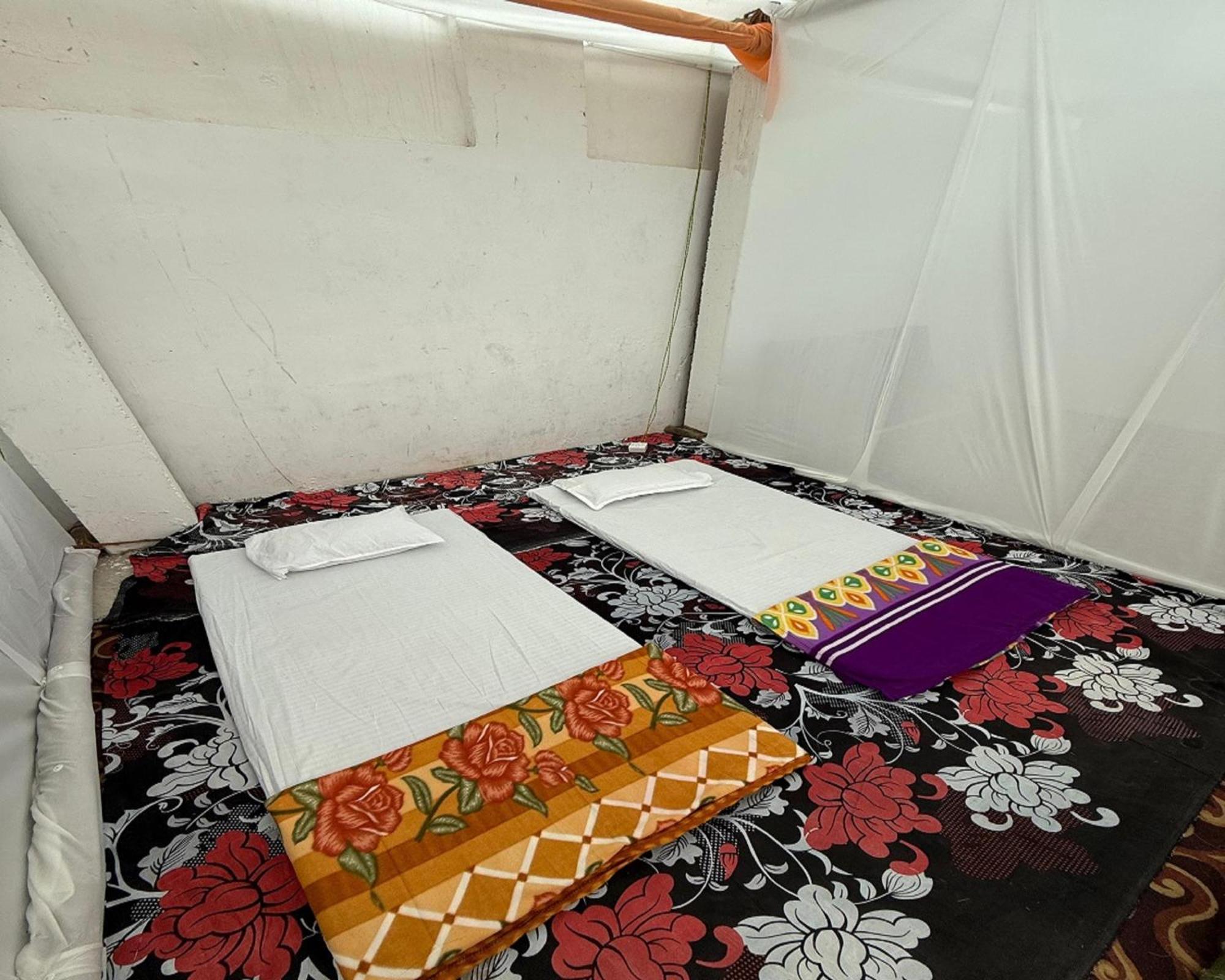 Arail Tent City Kumbh Cottage Mahakumbh -Near Arail Ghat And Naini Station Αλλαχαμπάντ Εξωτερικό φωτογραφία