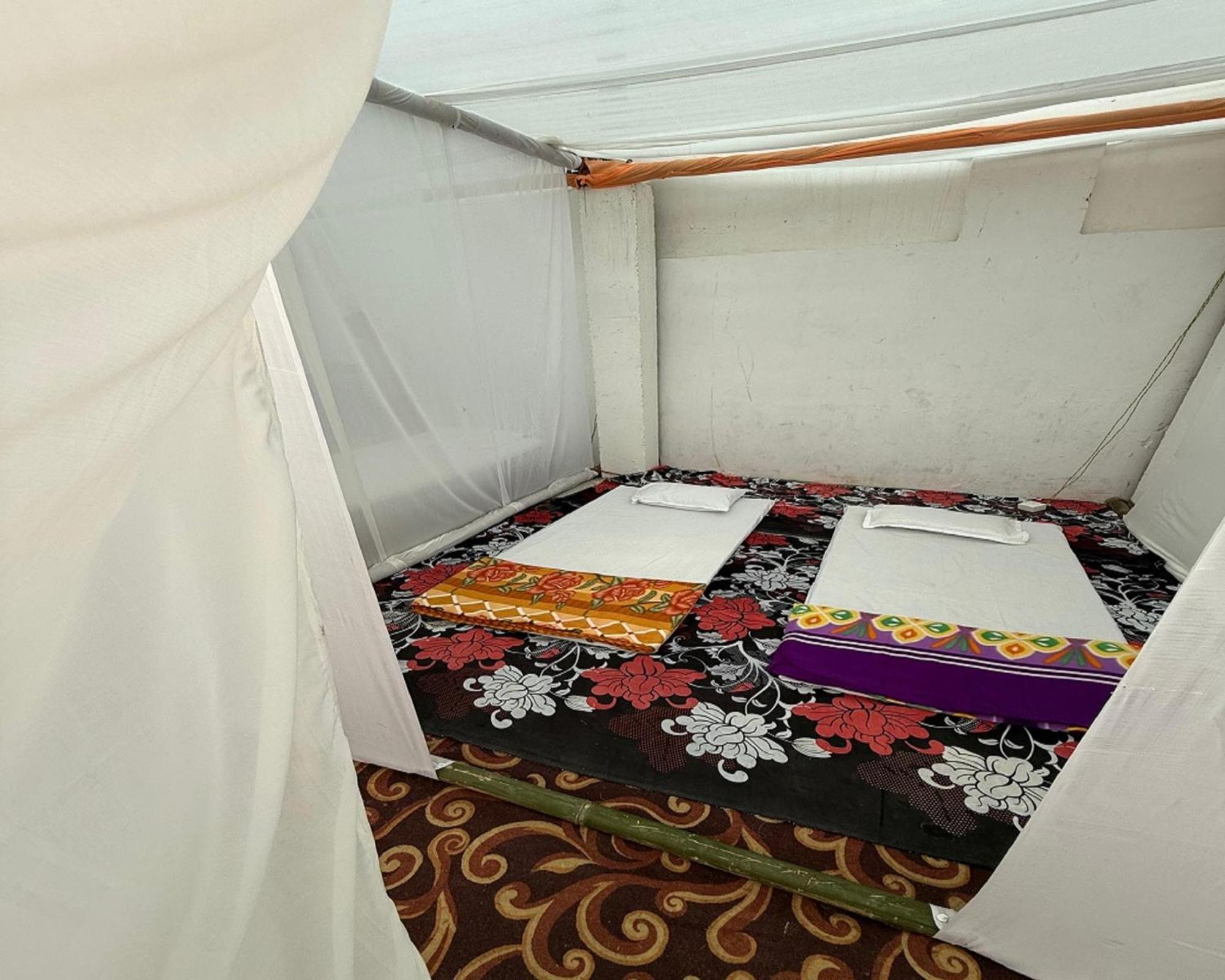 Arail Tent City Kumbh Cottage Mahakumbh -Near Arail Ghat And Naini Station Αλλαχαμπάντ Εξωτερικό φωτογραφία